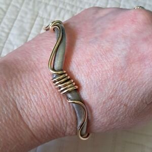Vintage Artisan Navajo One of a Kind Custom Signed Sterling Gold  Bangle 27.43g